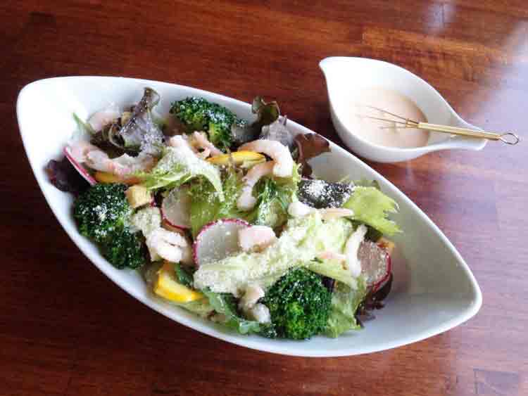 サラダシーザー風