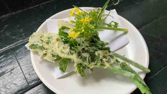 ルッコラ天ぷら